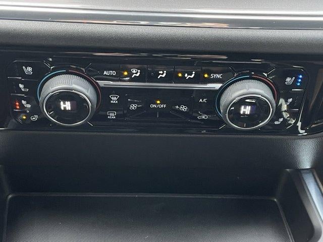 2024 Chevrolet Silverado 1500 Crew Cab Short Box 4-Wheel Drive High Country