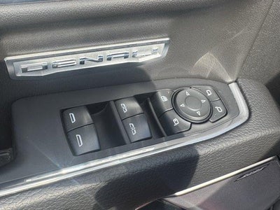 2022 GMC Sierra 1500 Crew Cab Short Box 4-Wheel Drive Denali