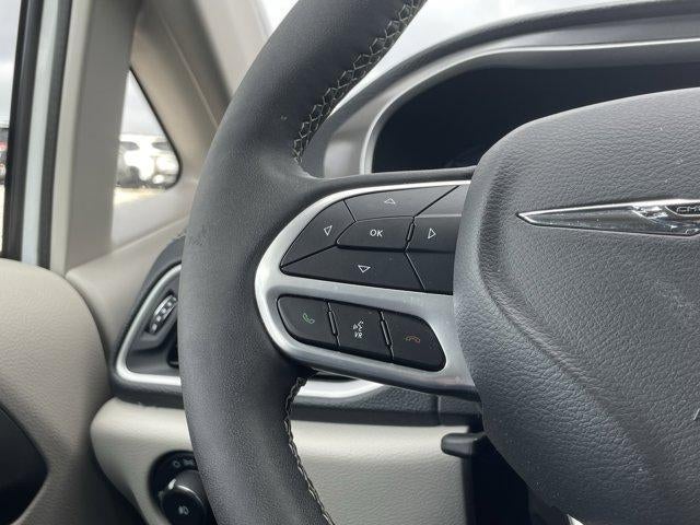 2024 Chrysler Pacifica Touring L FWD