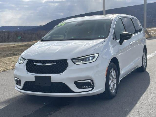 2024 Chrysler Pacifica Touring L FWD