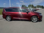 2017 Chrysler Pacifica Limited FWD