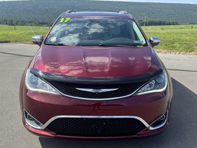 2017 Chrysler Pacifica Limited FWD