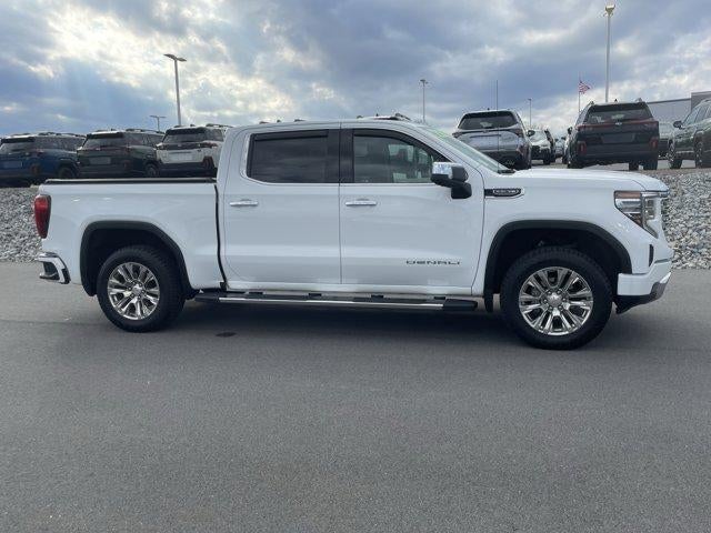 2022 GMC Sierra 1500 Crew Cab Short Box 4-Wheel Drive Denali