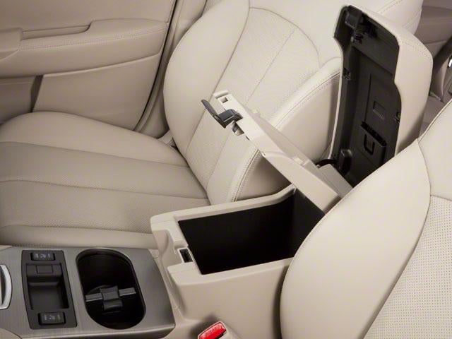 2010 Subaru Outback 2.5i Automatic Limited Power Moonroof w/Navigation