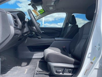 2024 Nissan Rogue AWD SV