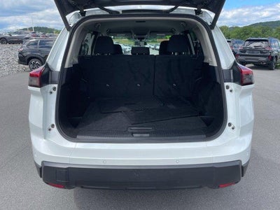 2024 Nissan Rogue AWD SV