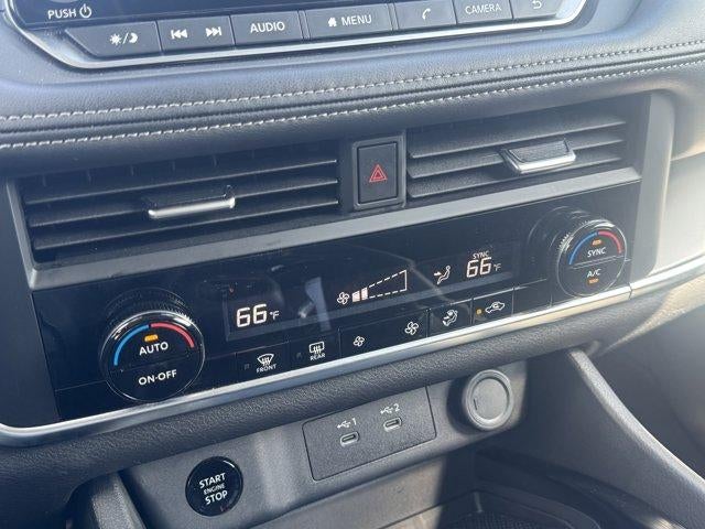 2025 Nissan Rogue AWD SV