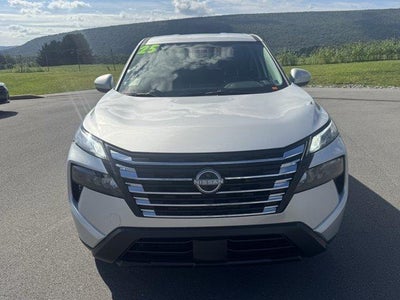 2025 Nissan Rogue AWD SV