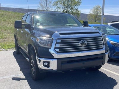 2018 Toyota Tundra 4WD 4WD Limited CrewMax 5.5' Bed 5.7L (Natl)