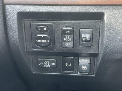 2018 Toyota Tundra 4WD 4WD Limited CrewMax 5.5' Bed 5.7L (Natl)