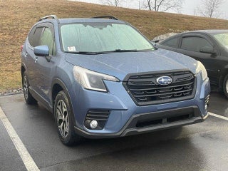 2022 Subaru Forester Premium CVT