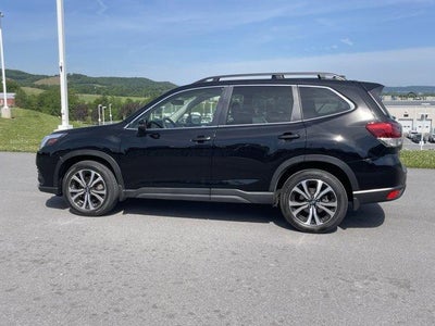 2023 Subaru Forester Limited CVT