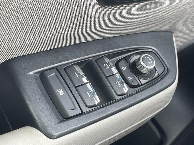 2025 Subaru Forester Premium AWD