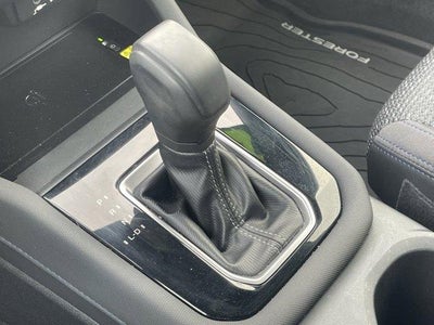 2025 Subaru Forester Premium AWD