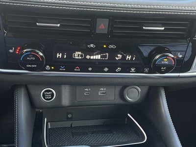 2023 Nissan Rogue AWD Platinum *Ltd Avail*