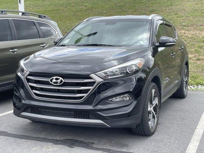 2016 Hyundai TUCSON FWD 4dr Sport