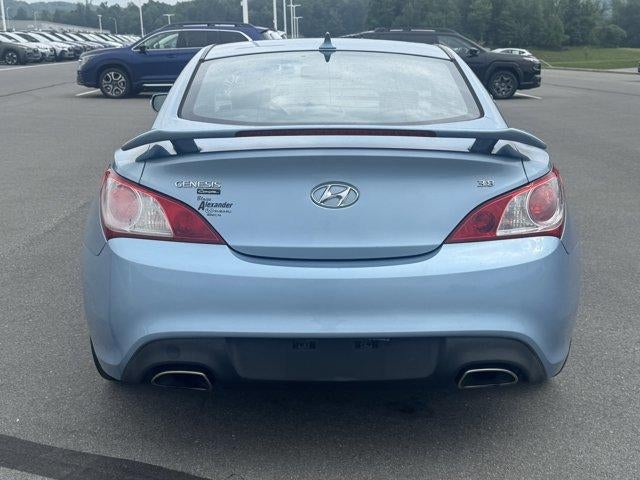 2010 Hyundai GENESIS Coupe 2dr 3.8L Man Track