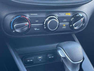 2023 Kia Soul LX IVT