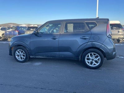 2023 Kia Soul LX IVT