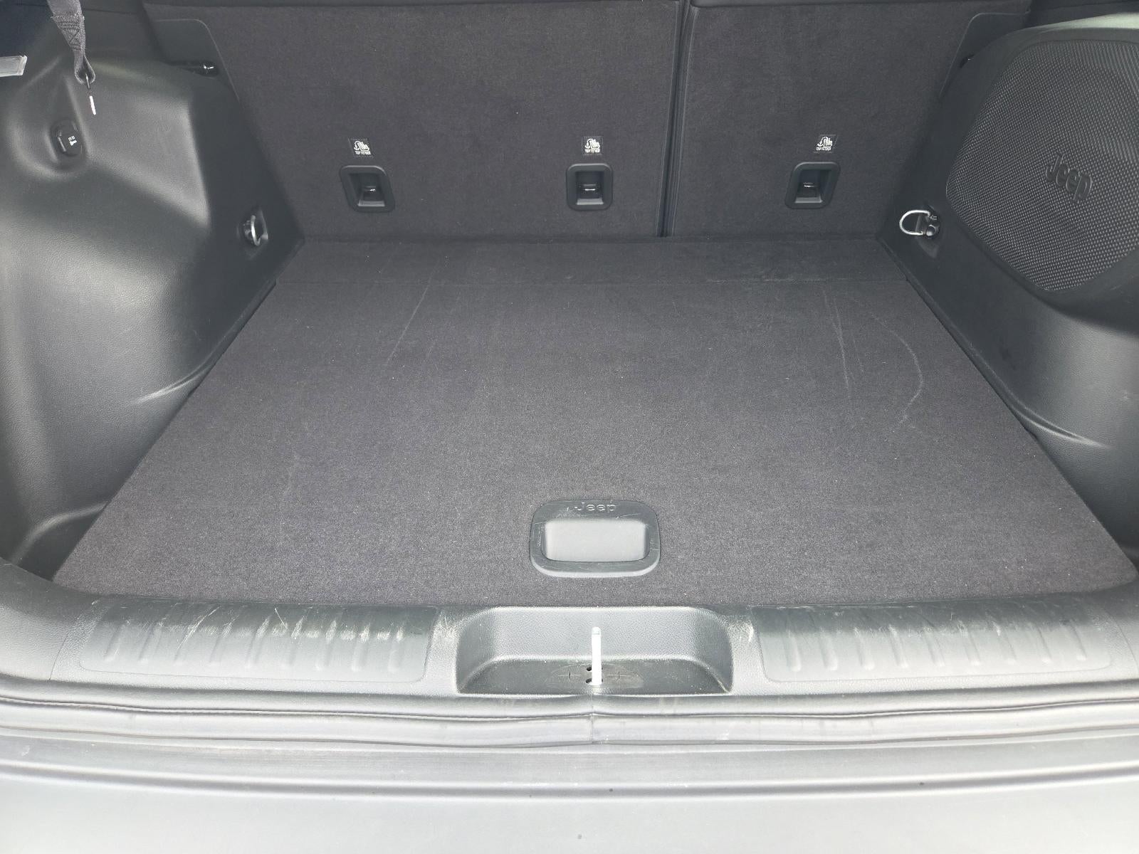 2022 Jeep Cherokee X 4x4