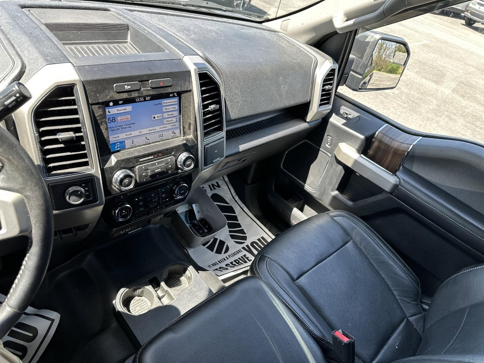 2017 Ford F-150 Lariat 4WD SuperCrew 5.5' Box