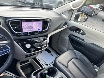2023 Chrysler Pacifica Touring L FWD