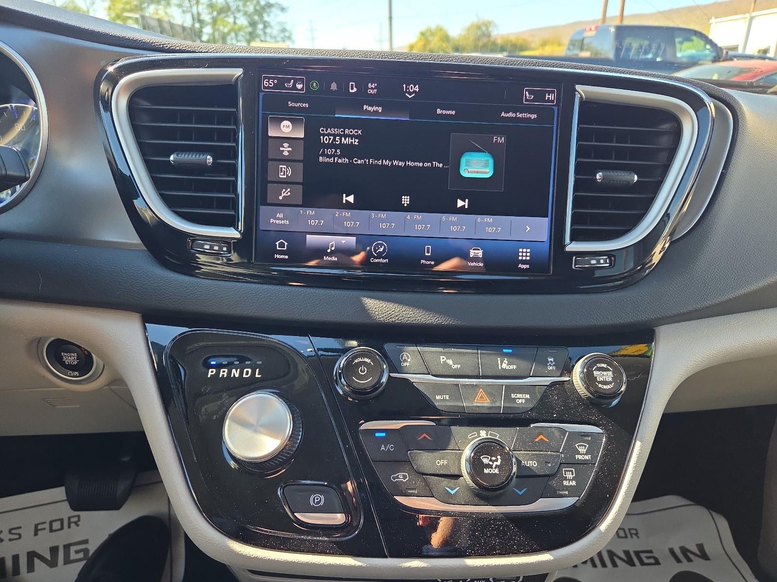 2024 Chrysler Pacifica Touring L FWD