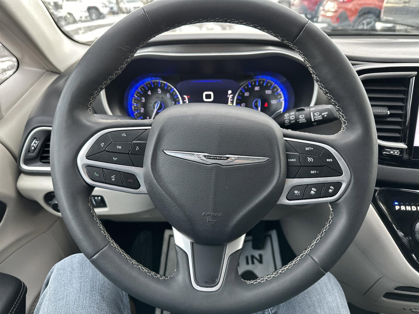 2024 Chrysler Pacifica Touring L FWD