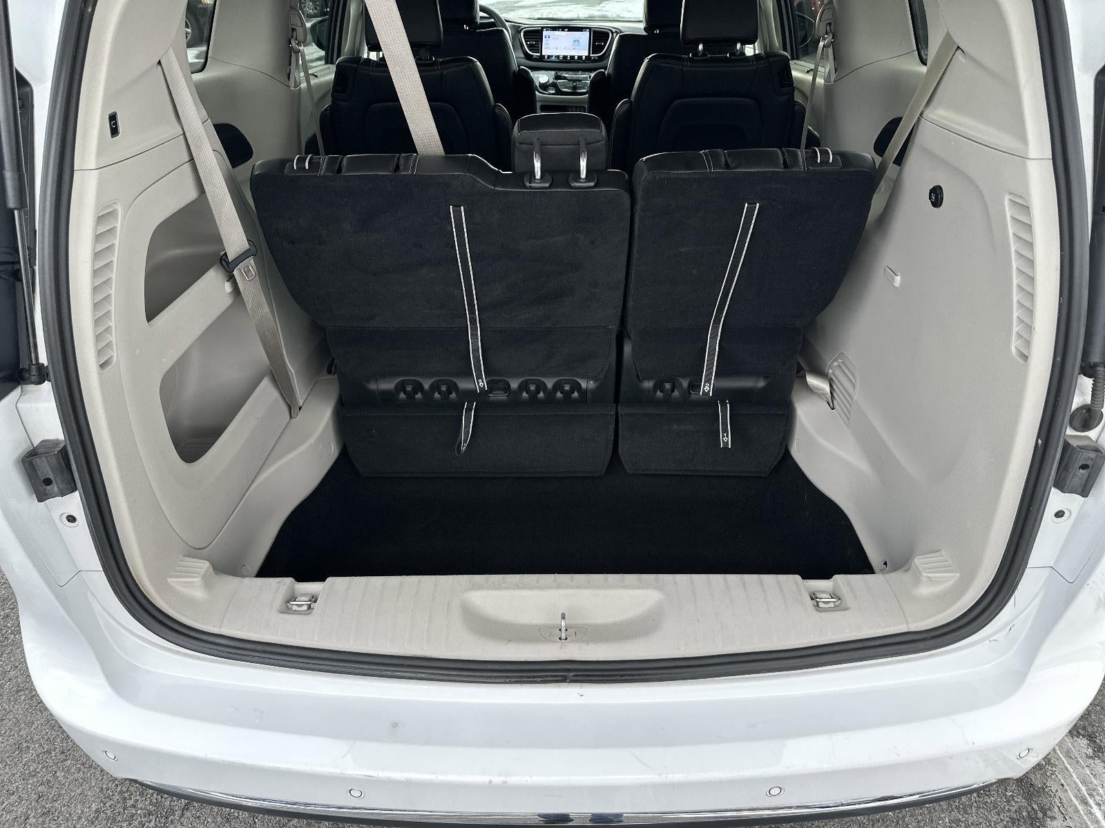 2024 Chrysler Pacifica Touring L FWD