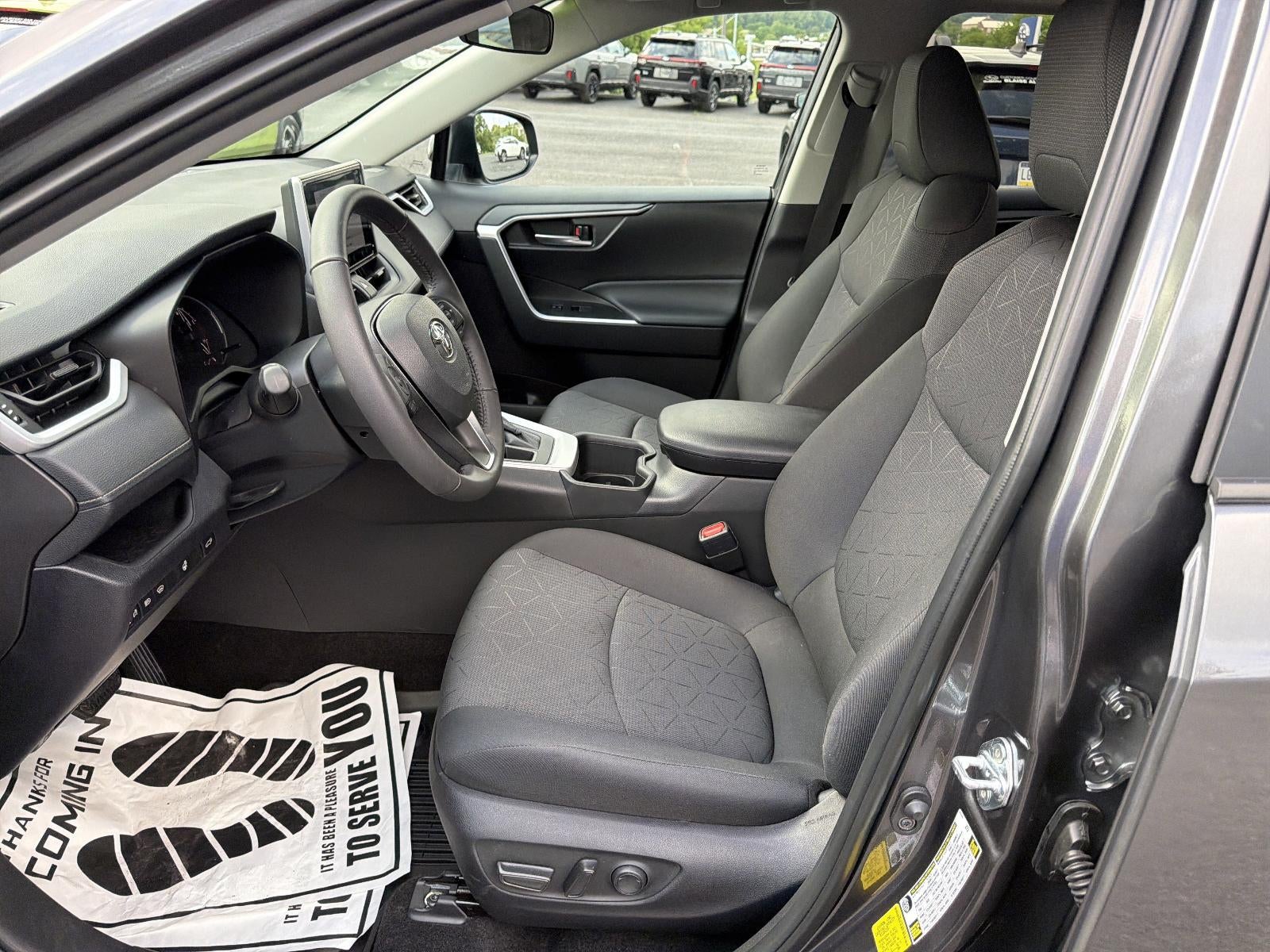 2024 Toyota RAV4 XLE AWD (Natl)