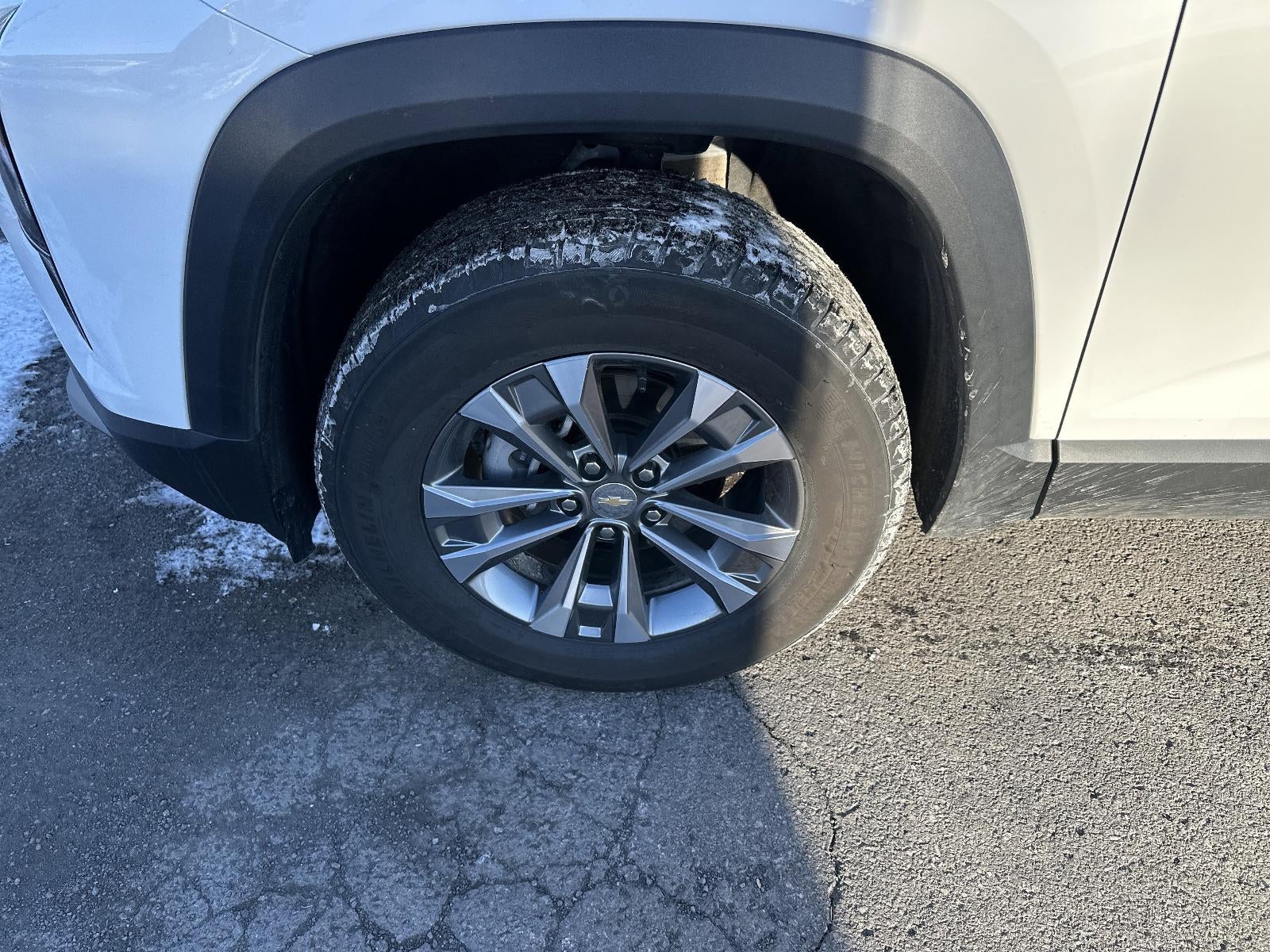 2025 Chevrolet Equinox AWD LT