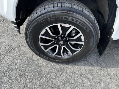 2022 Toyota Tacoma 4WD 4WD TRD Sport Double Cab 5' Bed V6 AT (Natl)