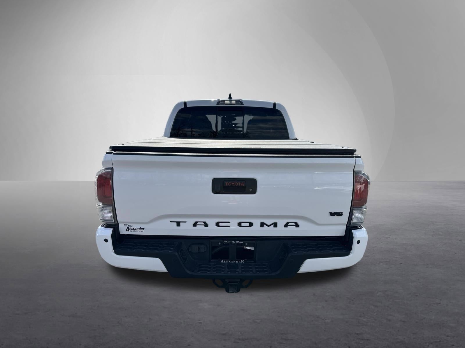 2022 Toyota Tacoma 4WD 4WD TRD Sport Double Cab 5' Bed V6 AT (Natl)