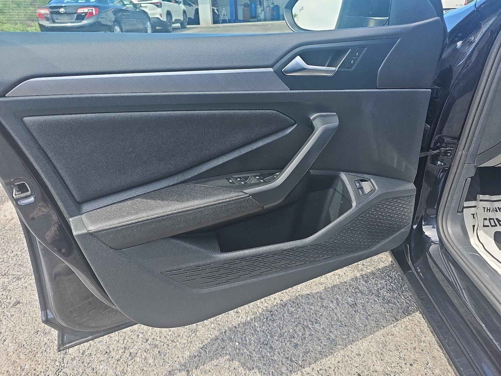 2024 Volkswagen Jetta SE Auto