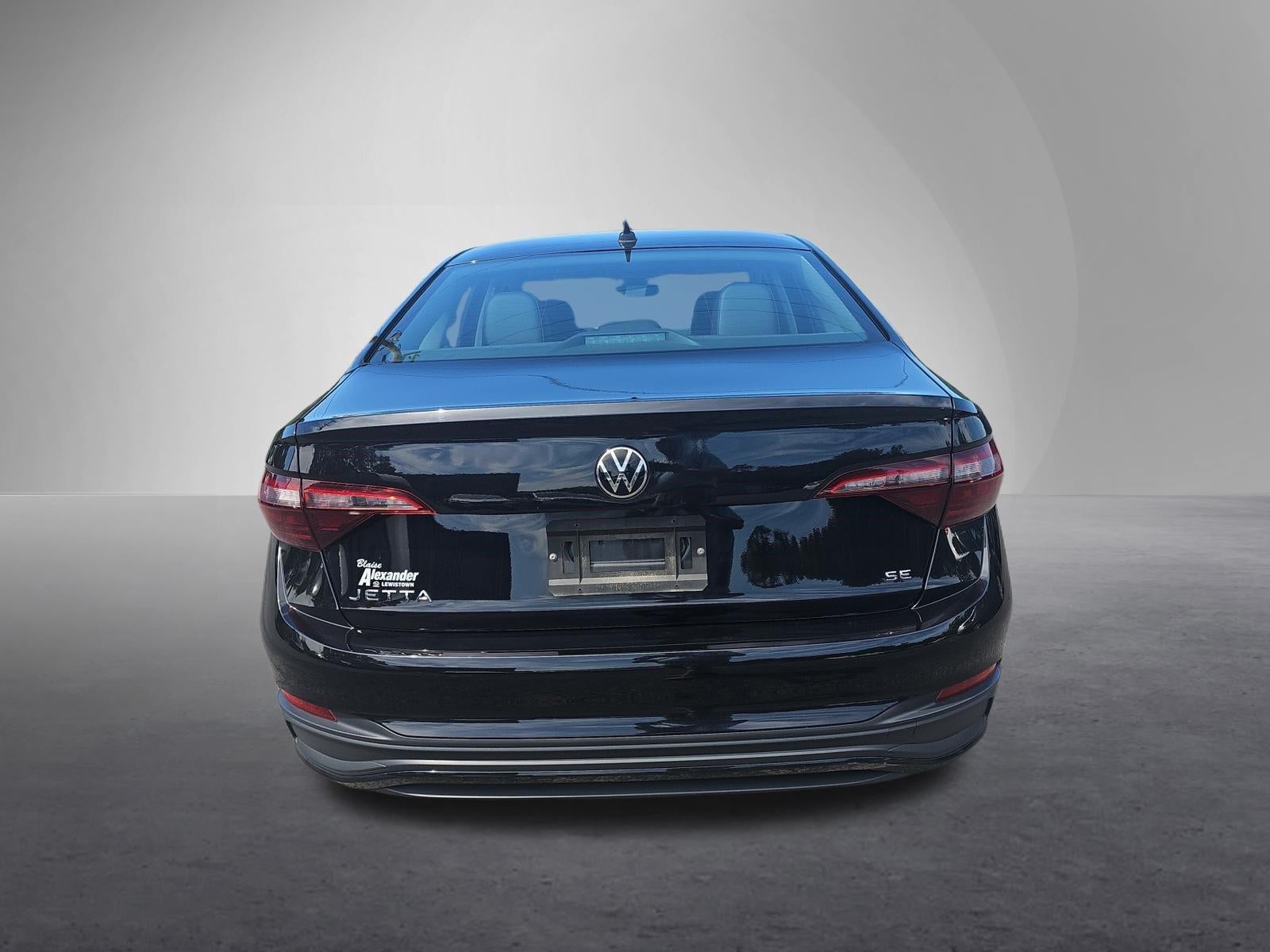 2024 Volkswagen Jetta SE Auto