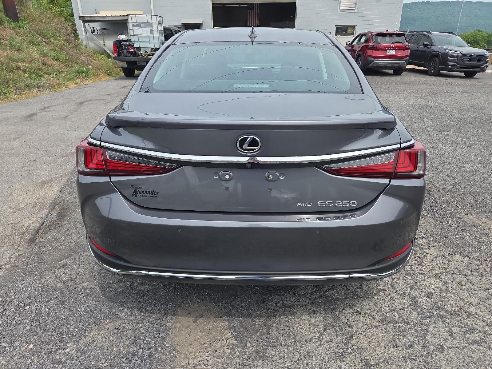 2021 Lexus ES 250 AWD