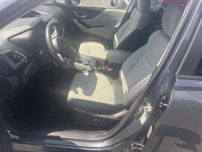 2022 Subaru Forester Premium CVT