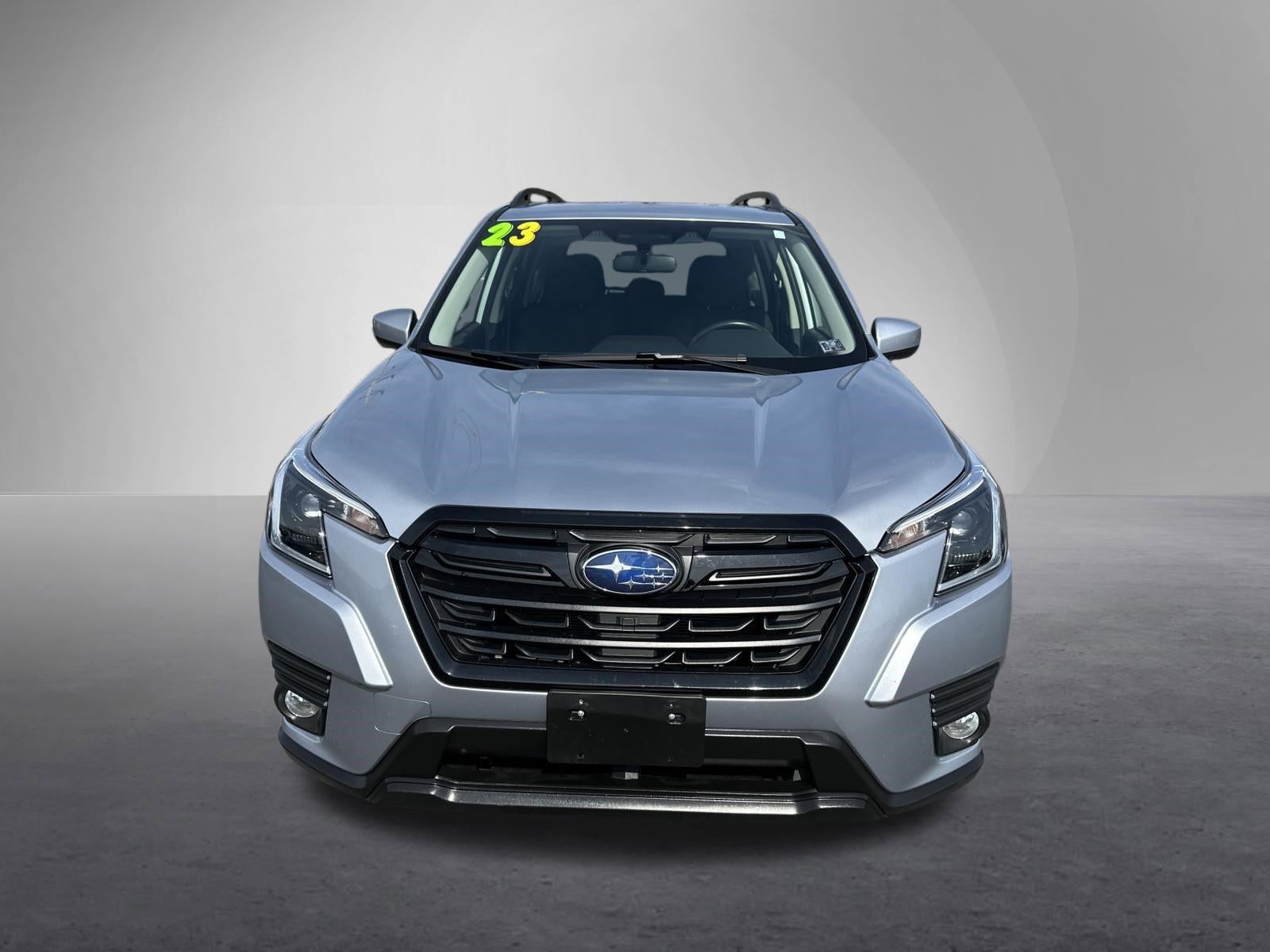 2023 Subaru Forester Premium CVT