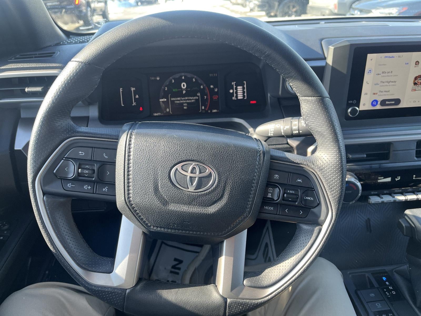 2025 Toyota 4Runner SR5 4WD (GS)