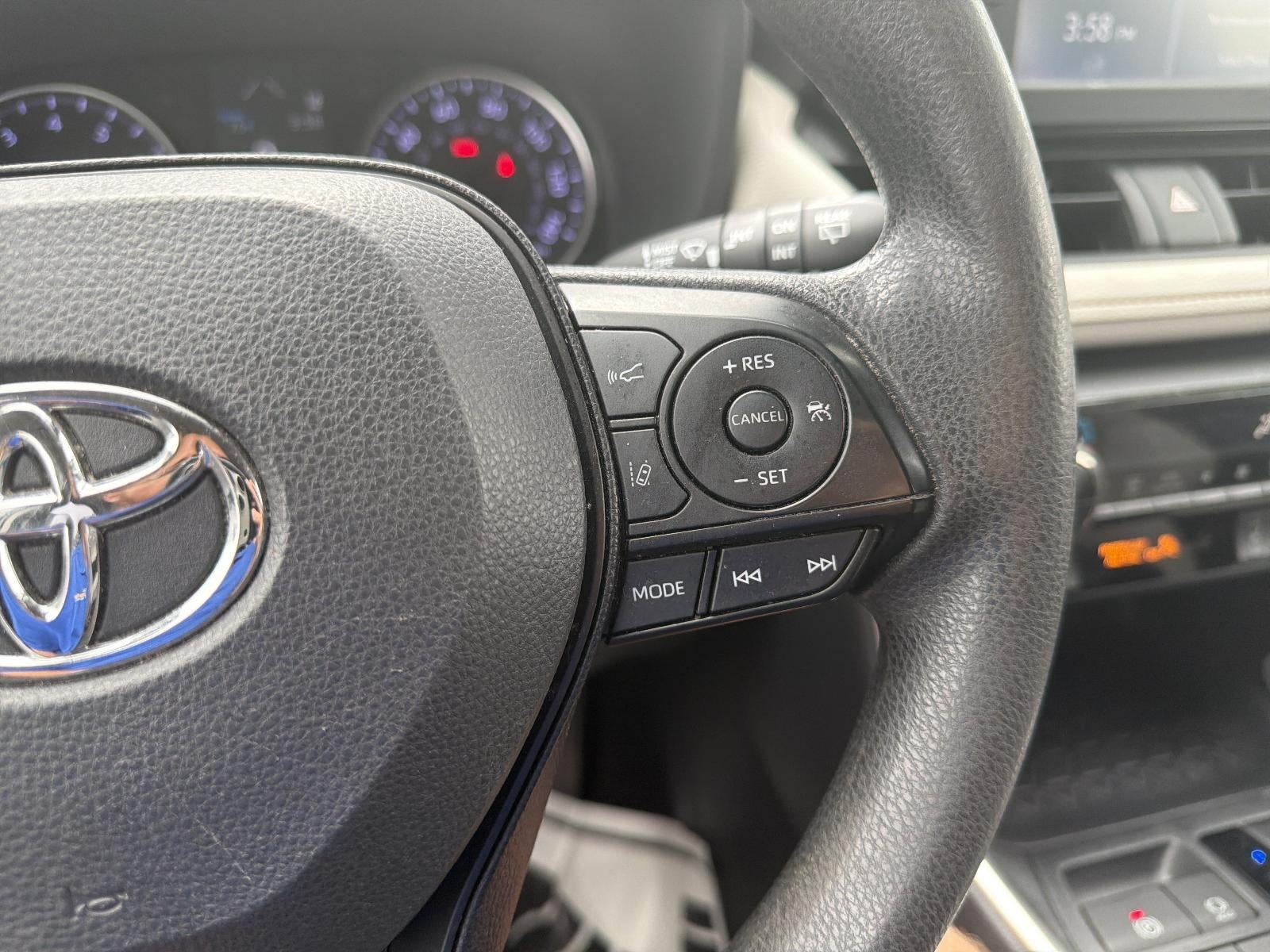 2019 Toyota RAV4 XLE AWD (Natl)