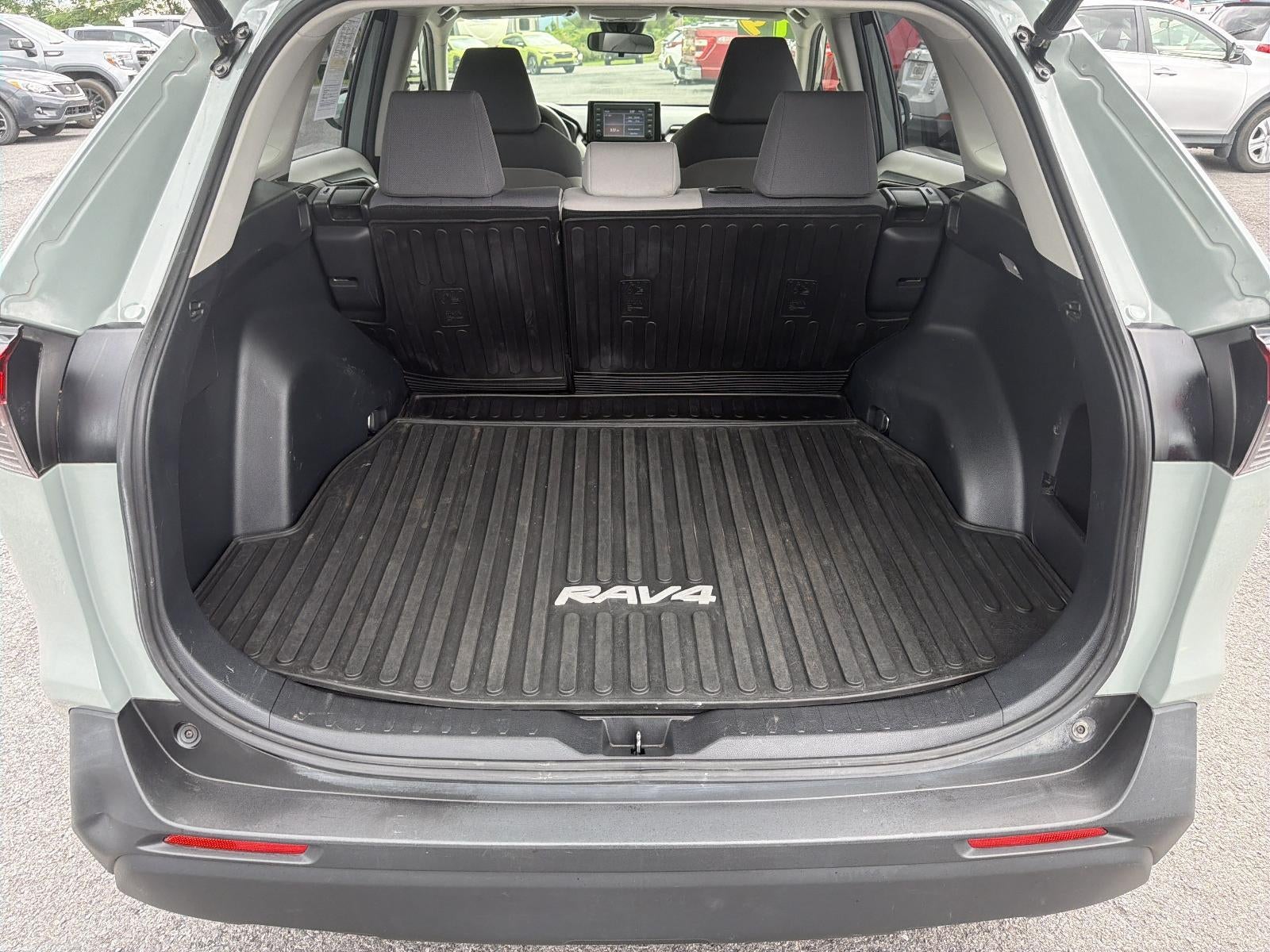 2019 Toyota RAV4 XLE AWD (Natl)