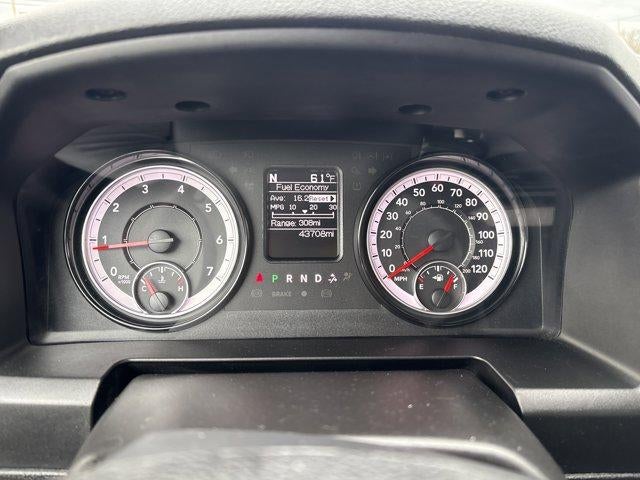 2024 RAM 1500 Classic Warlock 4x4 Crew Cab 5'7" Box