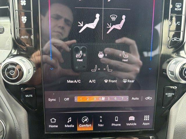 2025 RAM 1500 Big Horn 4x4 Crew Cab 5'7" Box