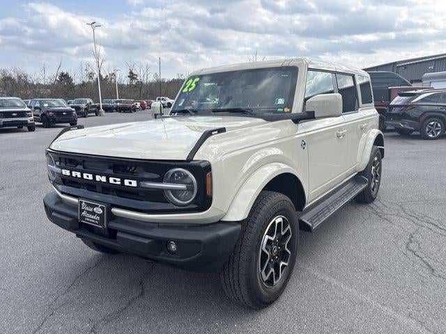 2025 Ford Bronco Outer Banks 4 Door 4x4