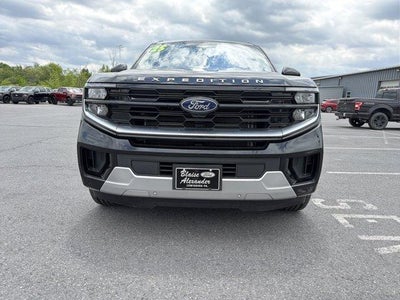 2025 Ford Expedition Max Platinum 4x4