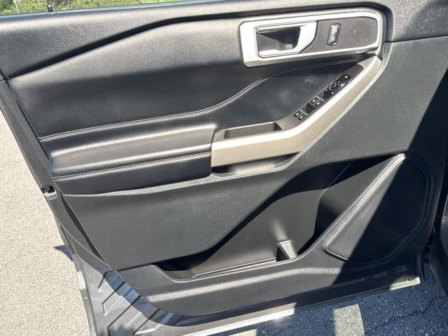 2022 Ford Explorer XLT 4WD