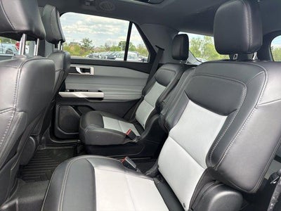 2022 Ford Explorer XLT 4WD