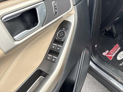 2022 Ford Explorer XLT 4WD