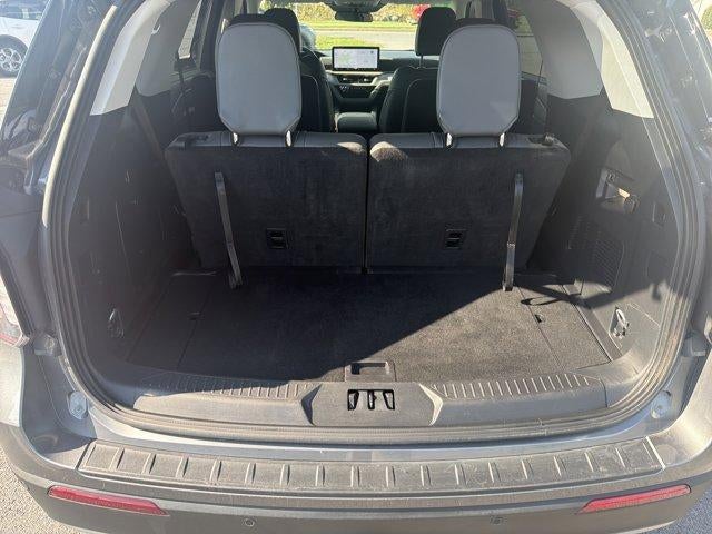2025 Ford Explorer Active RWD
