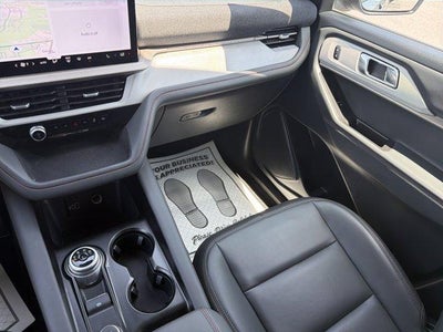 2026 Ford Explorer Active w/100A Pkg 4WD